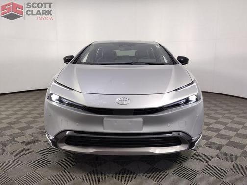 2025 Toyota Prius XLE