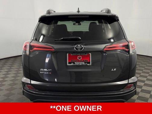 Magnetic Gray Metallic 2018 Toyota RAV4 LE
