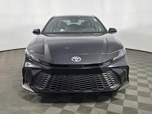 Midnight Black Metallic 2026 Toyota Camry SE