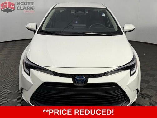 2025 Toyota Corolla Hybrid SE