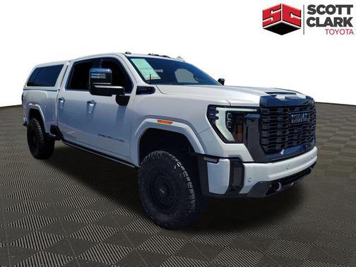 White Frost Tricoat 2024 GMC Sierra 2500 Denali Ultimate