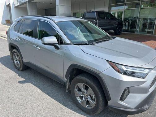 2024 Toyota RAV4 Hybrid XLE