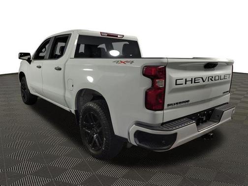 Summit White 2023 Chevrolet Silverado 1500 Custom