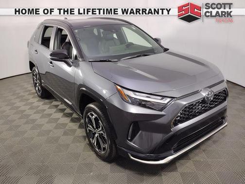 2025 Toyota RAV4 Hybrid SE