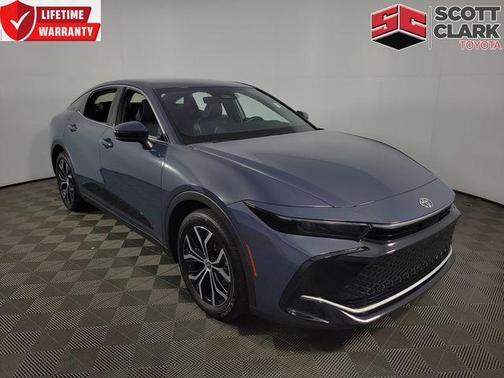 2025 Toyota Crown XLE