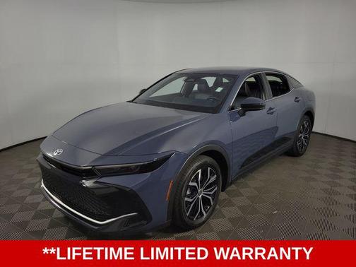 2025 Toyota Crown XLE