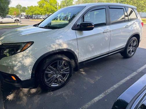 Platinum White Pearl 2020 Honda Passport 2WD EX-L