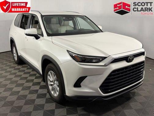 Pearl 2025 Toyota Grand Highlander XLE