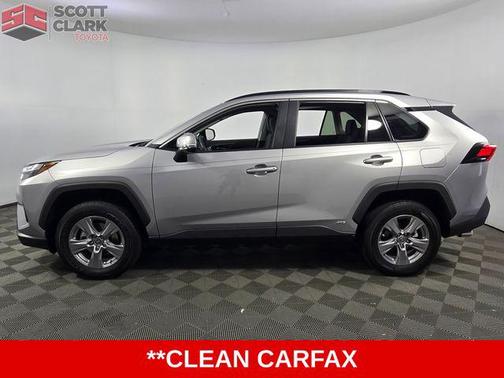 2022 Toyota RAV4 Hybrid XLE
