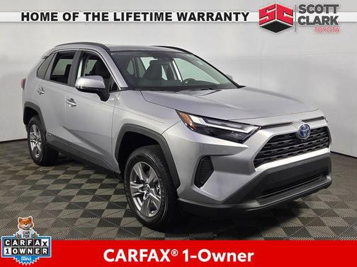 2022 Toyota RAV4 Hybrid XLE