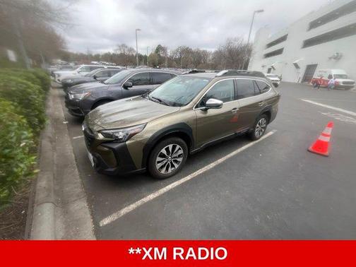 Crystal White Pearl 2023 Subaru Outback Touring