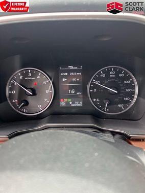 Crystal White Pearl 2023 Subaru Outback Touring