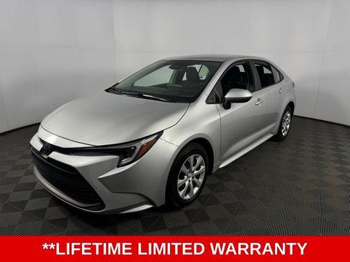 2025 Toyota Corolla Hybrid SE