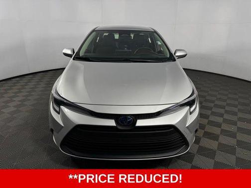 2025 Toyota Corolla Hybrid SE