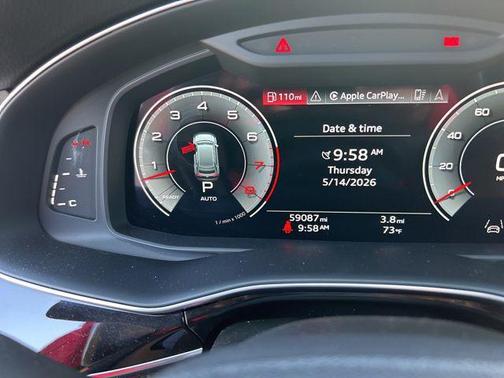 Glacier White Metallic 2021 Audi Q8 55 Premium Plus