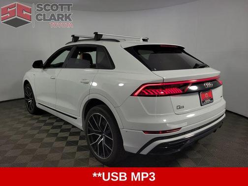 Glacier White Metallic 2021 Audi Q8 55 Premium Plus