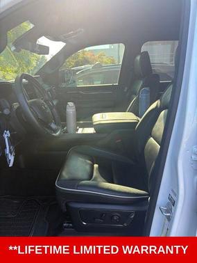 Ivory White Tri-Coat Pearlcoat 2026 RAM 1500 Limited