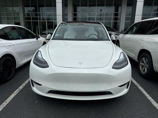 2025 Tesla Model Y Long Range Dual Motor All-Wheel Drive