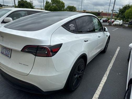 2025 Tesla Model Y Long Range Dual Motor All-Wheel Drive