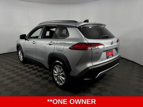 2025 Toyota Corolla Cross LE