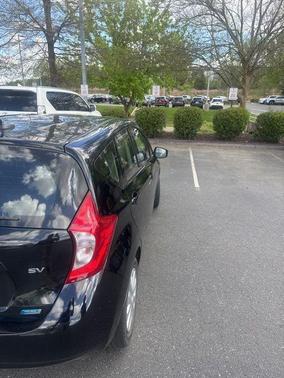 Black 2016 Nissan Versa Note SV