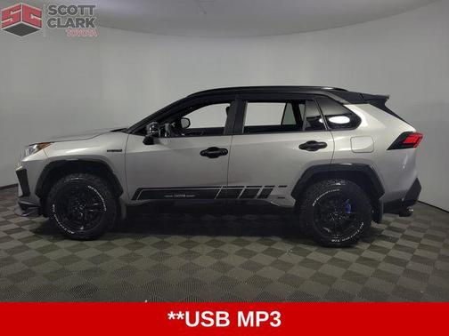 2021 Toyota RAV4 Hybrid SE