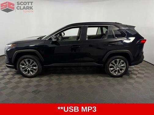 2022 Toyota RAV4 XLE Premium