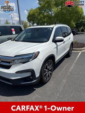 Platinum White Pearl 2020 Honda Pilot Touring 8-Passenger