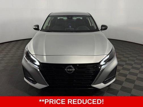 Brilliant Silver Metallic 2024 Nissan Altima 2.5 SV