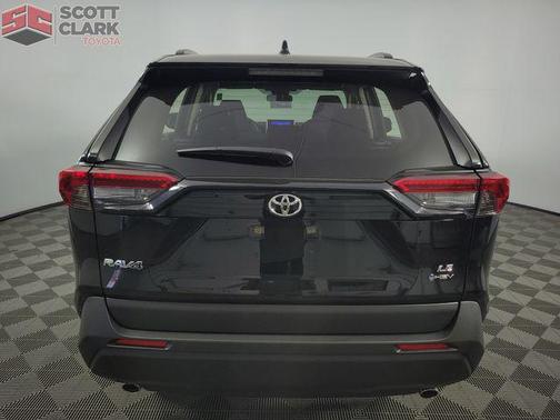 2025 Toyota RAV4 Hybrid SE
