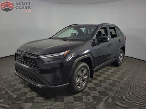 2025 Toyota RAV4 Hybrid SE