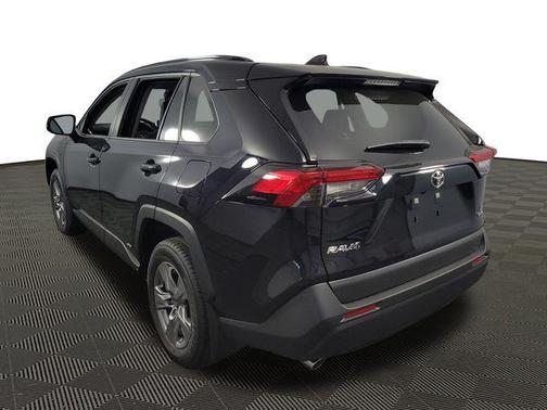 2025 Toyota RAV4 Hybrid SE
