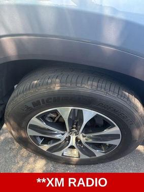 Moon Dust 2020 Toyota Highlander XLE