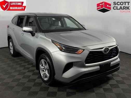 2022 Toyota Highlander L