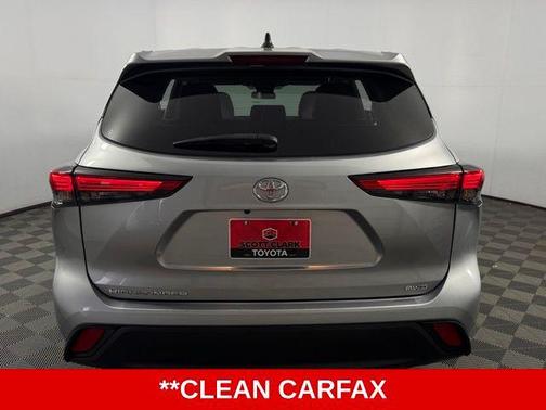 2022 Toyota Highlander L