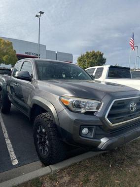 2017 Toyota Tacoma Base