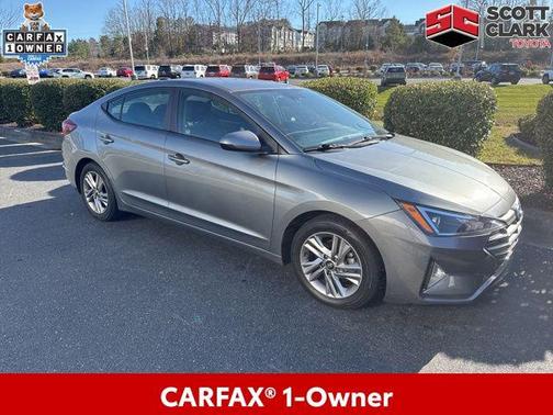 2019 Hyundai ELANTRA SEL