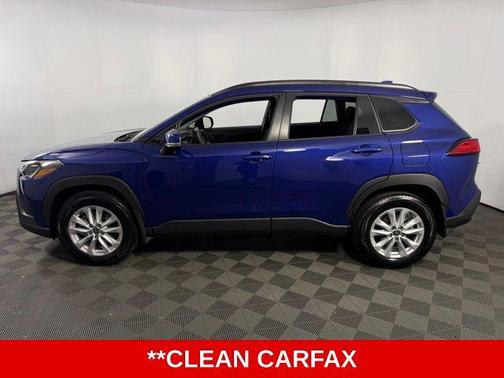 2024 Toyota Corolla Cross LE