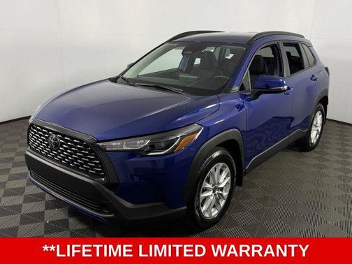 2024 Toyota Corolla Cross LE