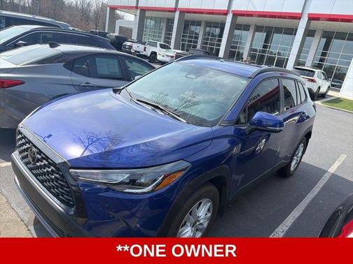 2024 Toyota Corolla Cross LE