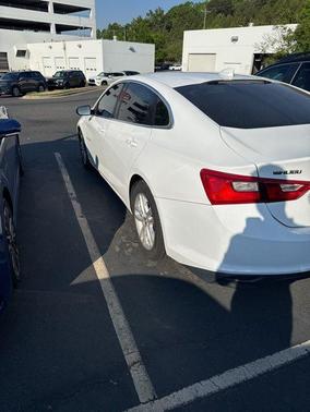 Summit White 2016 Chevrolet Malibu 1LT