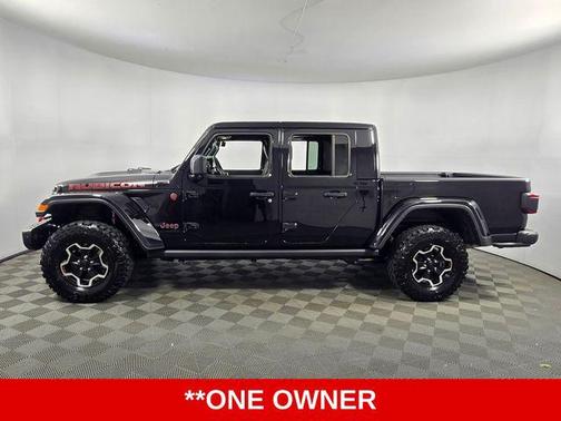 Black Clearcoat 2022 Jeep Gladiator Rubicon