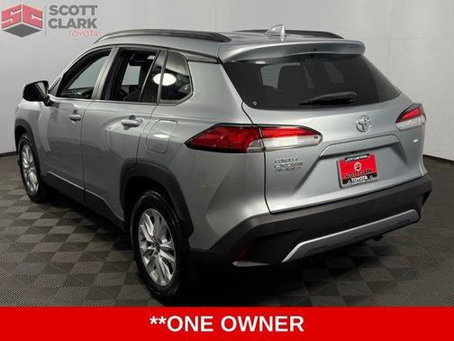 2022 Toyota Corolla Cross LE