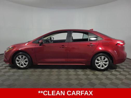 Pearl 2022 Toyota Corolla LE