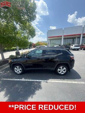Diamond Black Crystal Pearlcoat 2018 Jeep Compass Sport