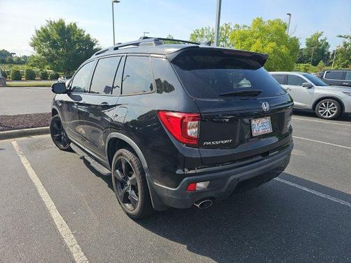 Select 2019 Honda Passport Elite
