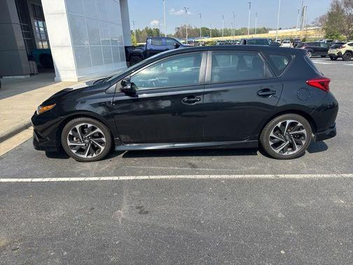 2016 Scion iM Base