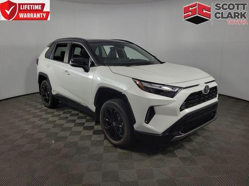 2025 Toyota RAV4 Hybrid SE