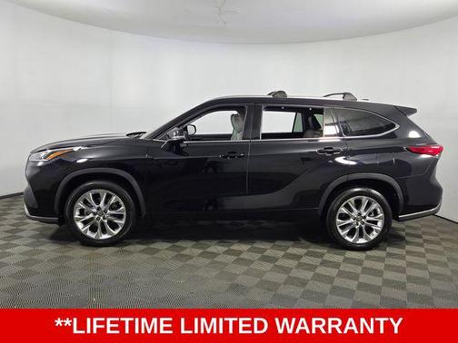 Midnight Black 2020 Toyota Highlander Limited