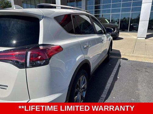 Blizzard Pearl 2018 Toyota RAV4 Limited